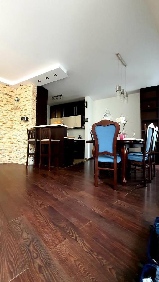 Apartment 202