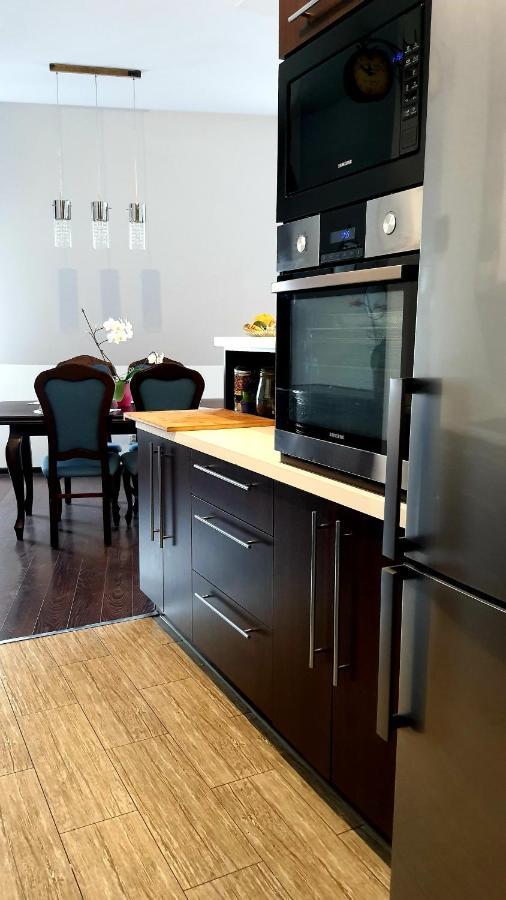 Apartment 202